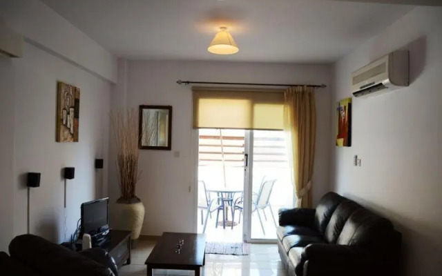 Blue River Apartment