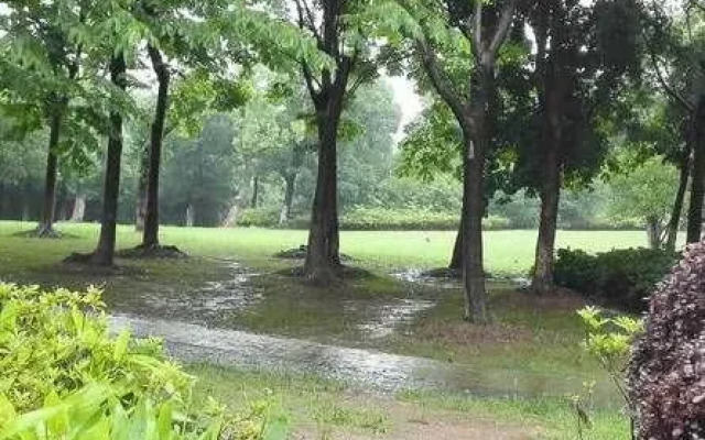 Wuxi Lakeview Park Resort