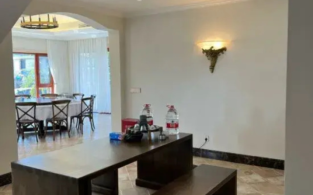 Yiren Hai'an Hotel