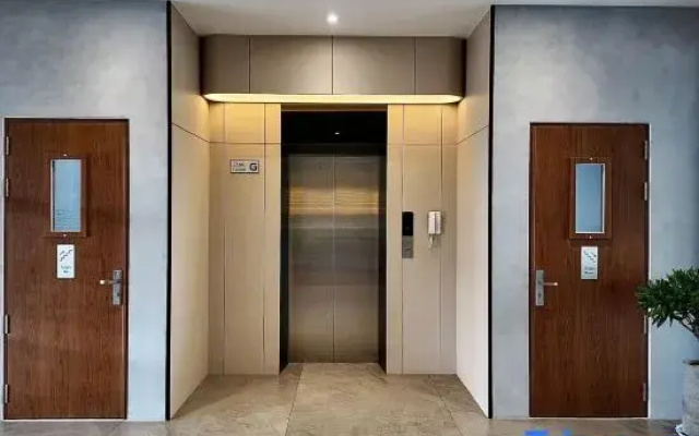 Petit Hotel