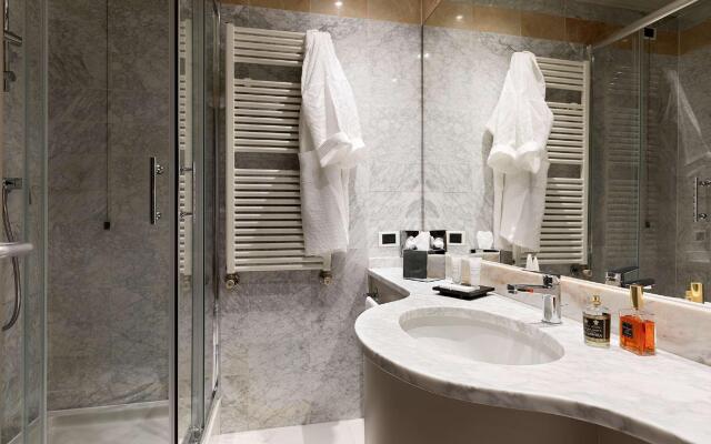 Albavilla Hotel & Co.