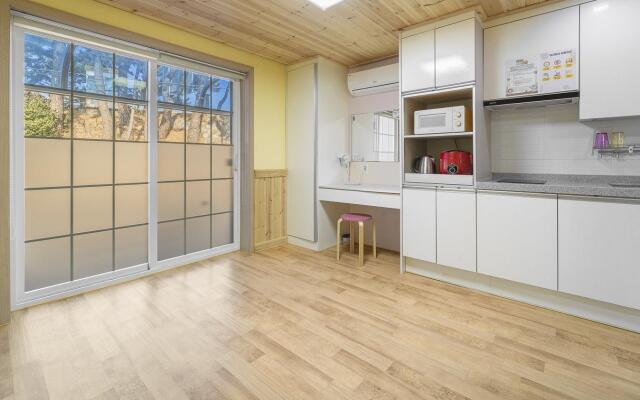 Samcheok ara Pension