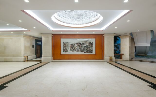 Crowne Plaza Zhanjiang