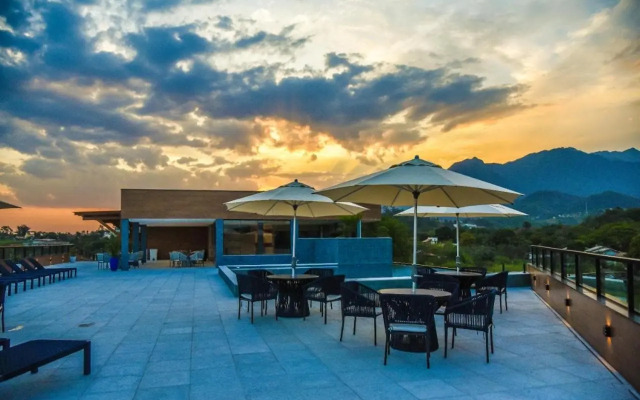 Hotel Titanic Penedo
