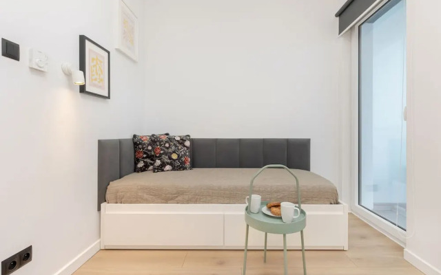 Wola Studio Kasprzaka by Renters