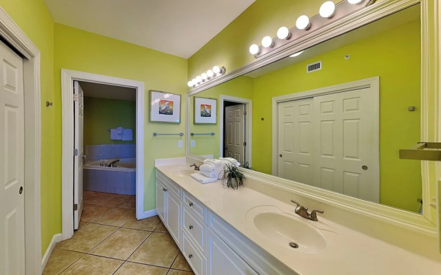 Admiral's Quarters #1406