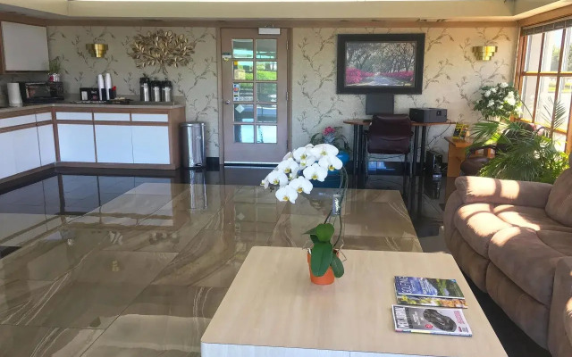 Americas Best Value Inn Phoenix Medford