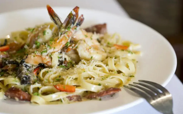 Bay Club Hotel & Marina