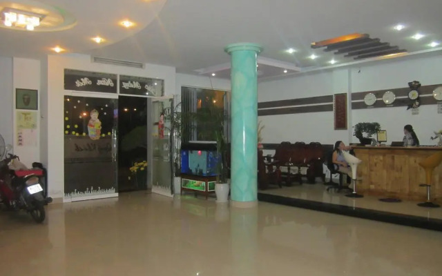 Thoang Sai Gon Hotel