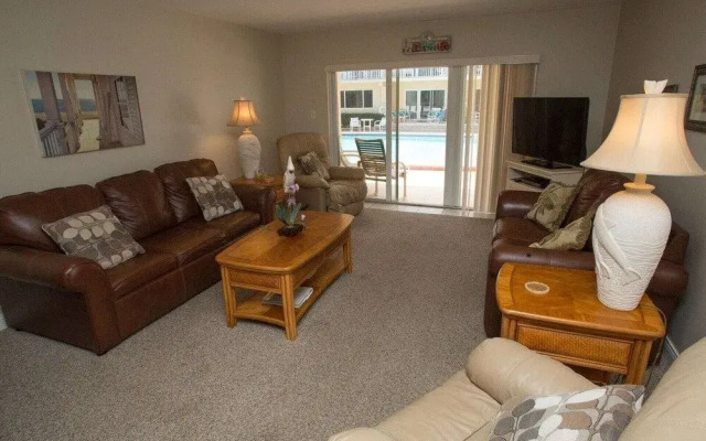 Win-San C-102 - 2 Br Condo