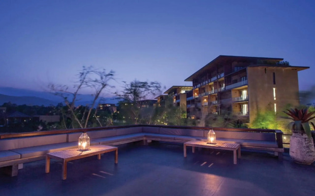 Atta Lakeside Resort Suite