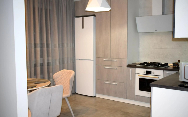 Apartment on Kurchatova 1b