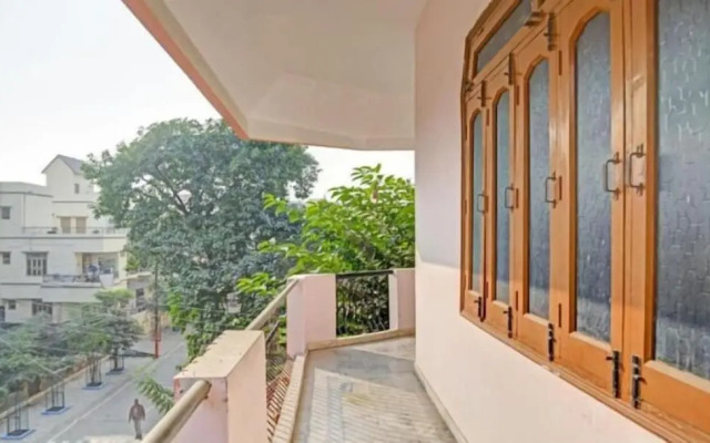 Baba Paying Guest House
