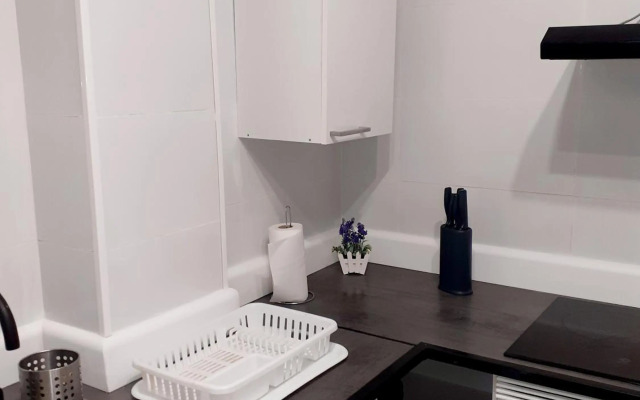 Rainbow Rentals Marques 7