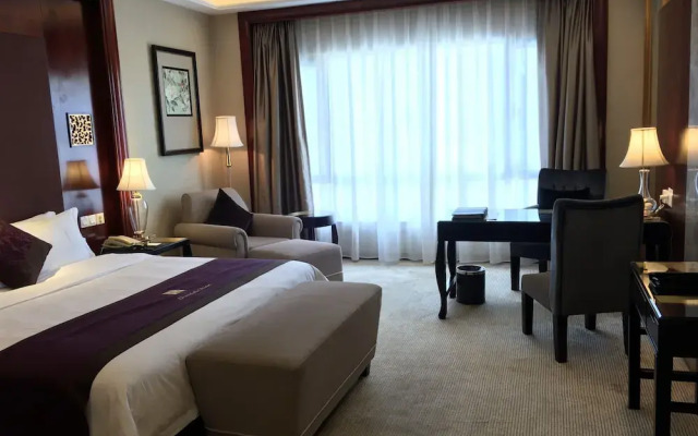 Foshan Green Lake Hot Spring Hotel