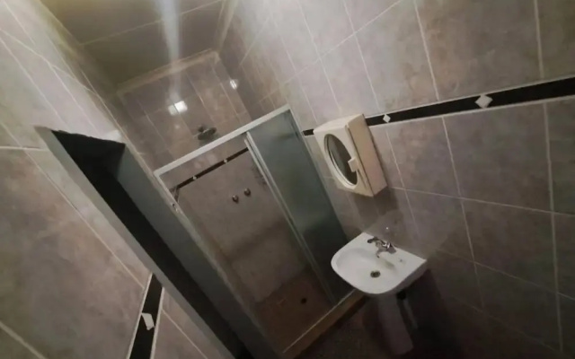 Nikita Motel