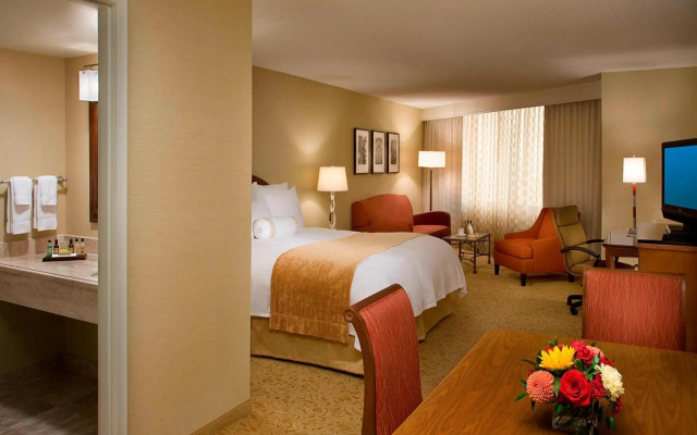 Toronto Airport Marriott Hotel