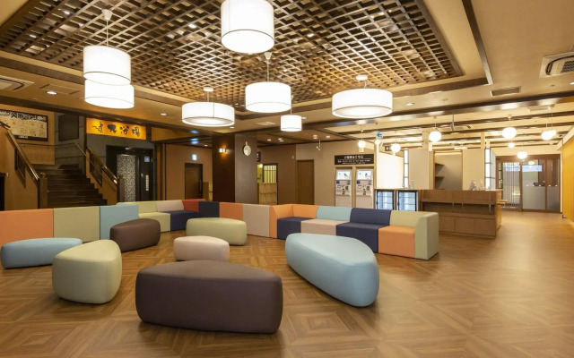 Ours Inn Hankyu