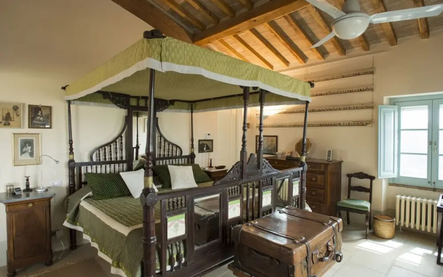 Belvilla by OYO Villa With Private Pool