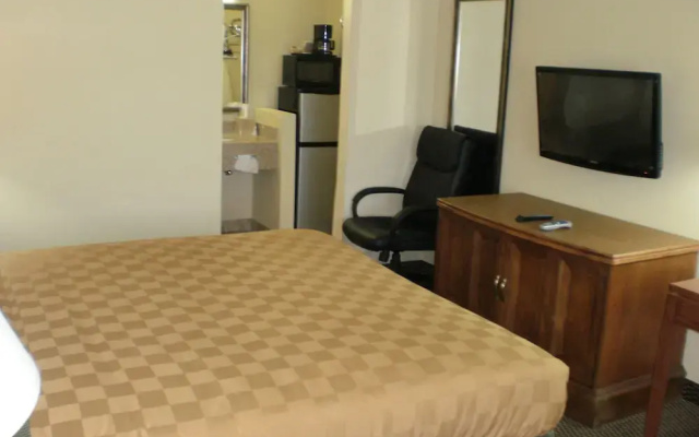 Executive Inn