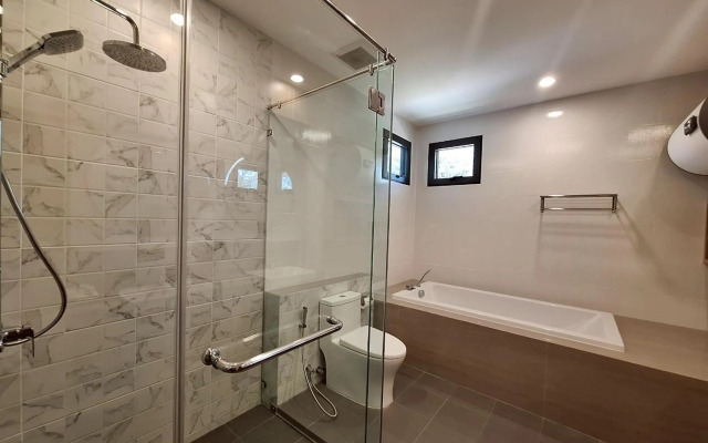 ThaiLife Wellness and Meditation Resort