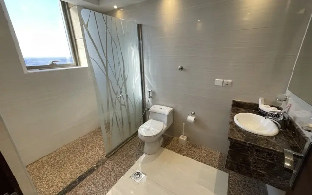Private Luxury apartment - Al Hamra