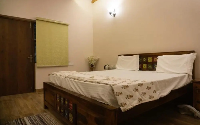 Sultanpur Resorts