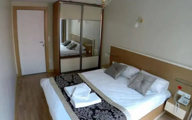 Homelike Residence