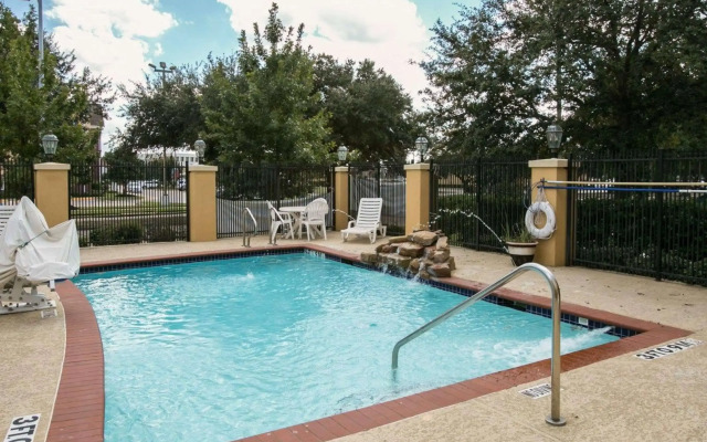 Sleep Inn & Suites Highway 290/NW Freeway