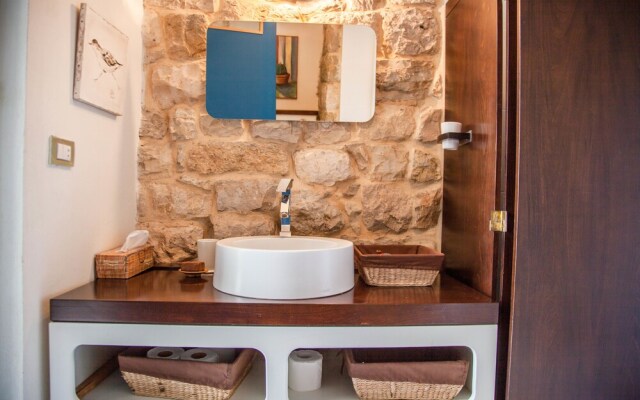 Beyt El Jabal Guest House - Der el Qamar