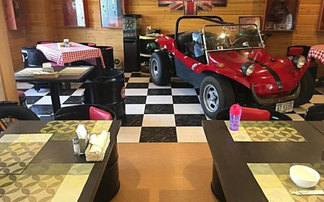 Beach House 2 & Private Beach