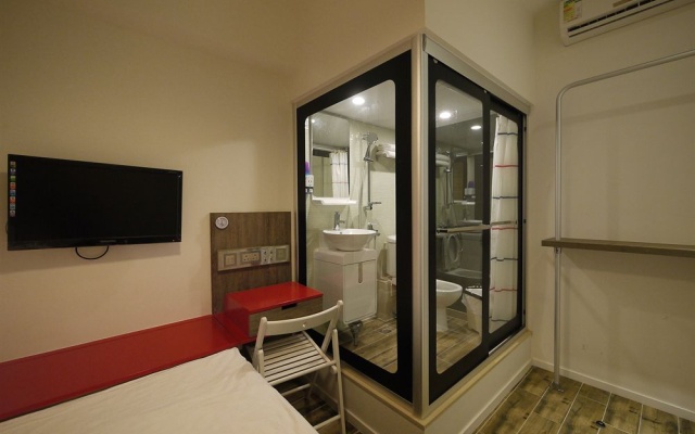 Panda's Hostel - Hot Dog Bus – Guest Rooms – Hong Kong