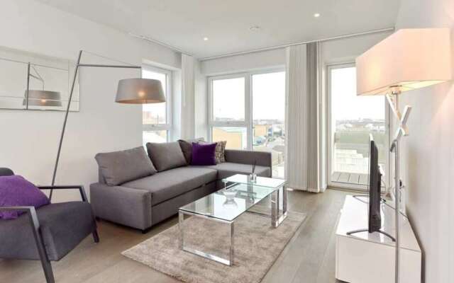 Modern 2bed Apt W/balcony in Kings Cross