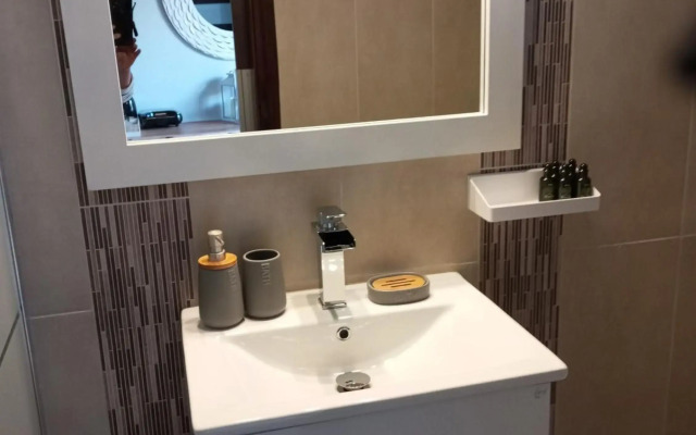 Machi Rooms