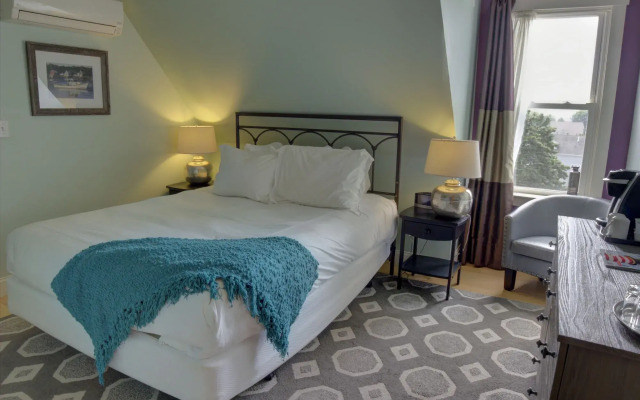 Nonantum Resort
