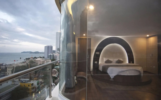 New Sun Hotel