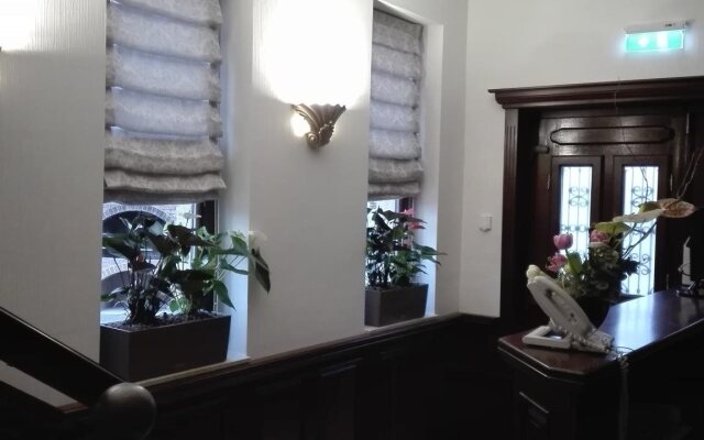 Noblesse Boutique Hotel