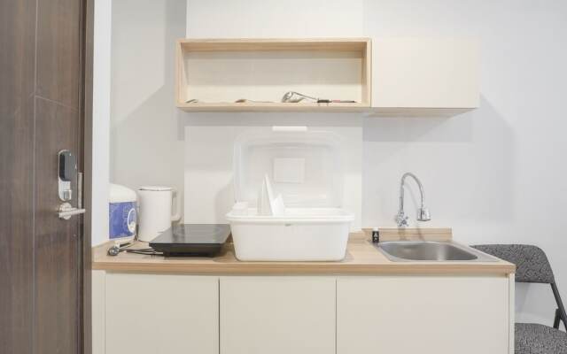 Comfy And Nice Studio Apartment At Citra Living