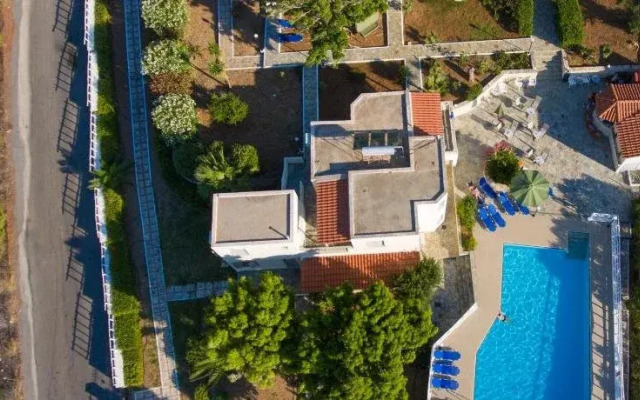 Panorama-Seaview Studios & Apartments