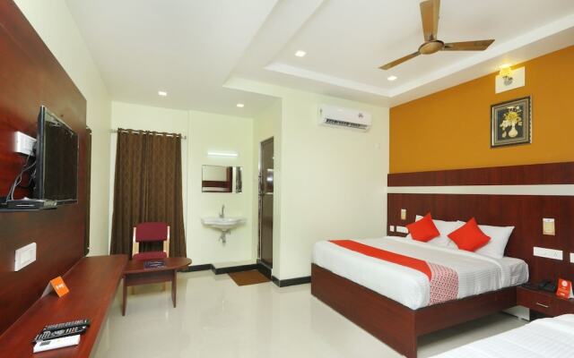 OYO 15115 Hotel Ramcharan Residency