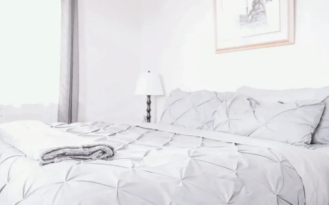 Oddfellow Inn & Farm