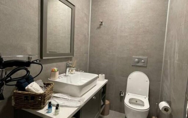 Special 2 1 Suite Apartment Near Mall of Istanbul