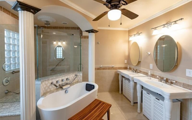 Experience The Ultimate in Luxury Living