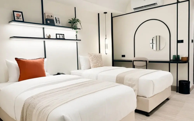 Pillow B Hotel
