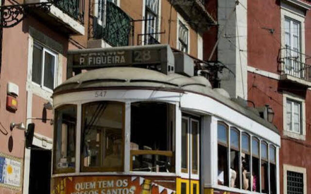 Cosy Flat In Historic Lisbon Downtown