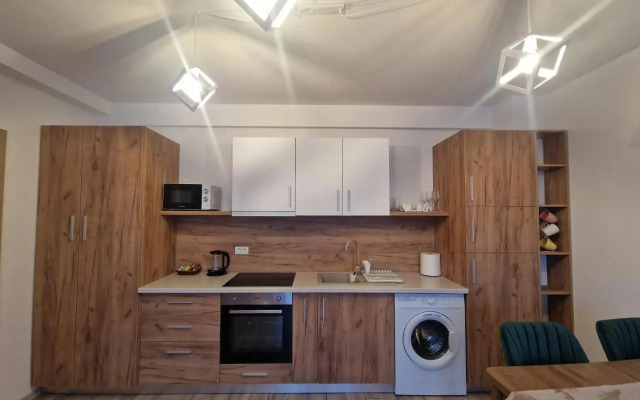 Blooming Apartment, Baile Felix