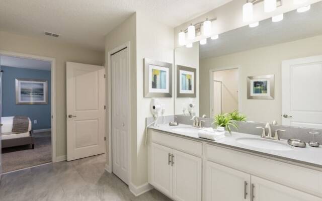 Champions Gate-8906SLTSDJGIL home