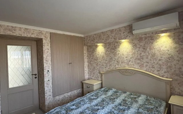Дом в ЦЕНТРЕ на Адмирала Крюйса