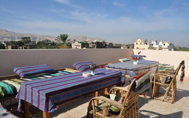 Amon Hotel