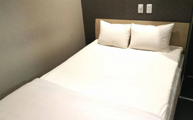 Uehonmachi Plaza Hotel - Adult Only